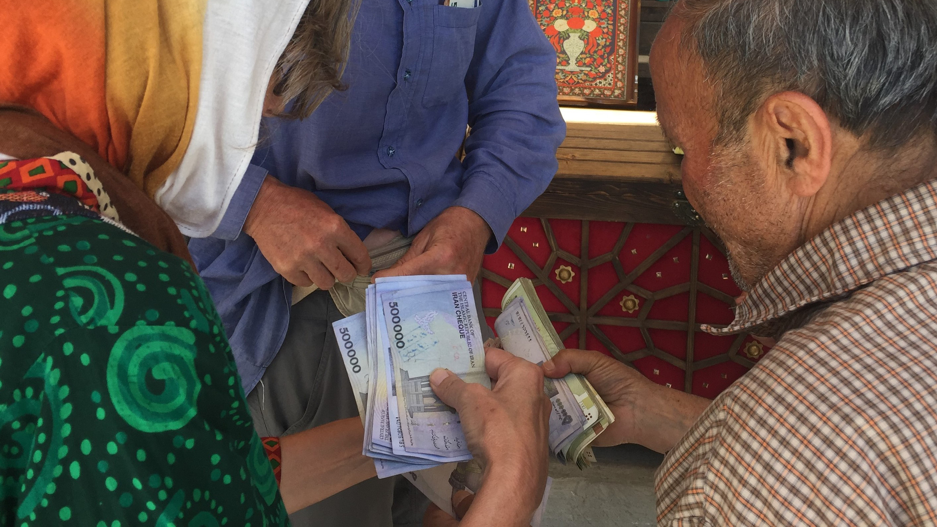 Geld Wisselen In Iran Een Reiservaring Reisreport